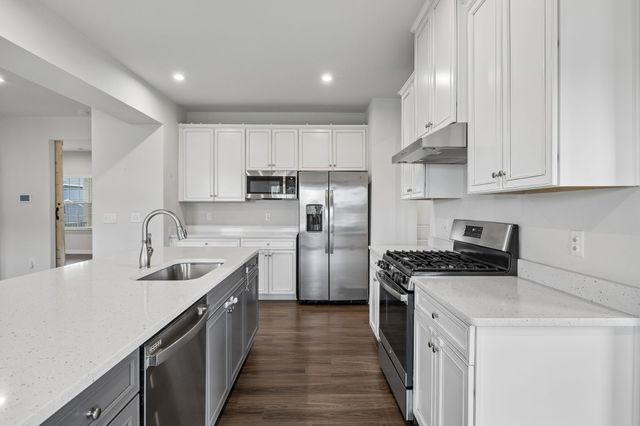 659 Castle Rd, Mount Juliet, TN 37122