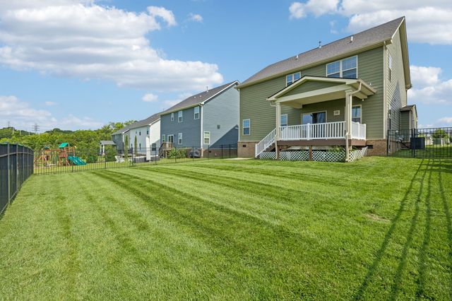 659 Castle Rd, Mount Juliet, TN 37122