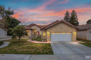 16160 Match Pointe Ct, Bakersfield, CA 93306
