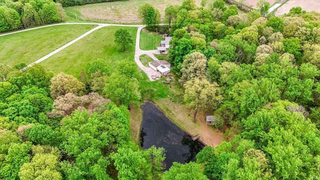 7120 S Hoot Owl Lane, Brazil, IN 47834