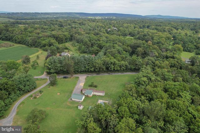 2718 WELLTOWN RD, Winchester, VA 22603