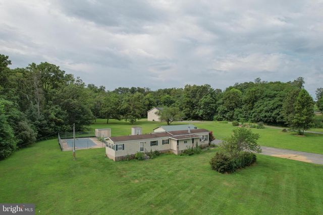 2718 WELLTOWN RD, Winchester, VA 22603