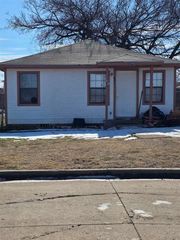 2512 SW B Ave, Lawton, OK 73505