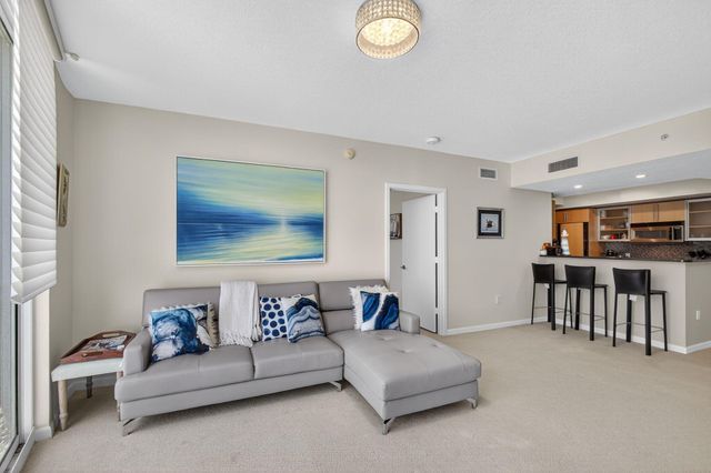 1551 N Flagler Drive 1217, West Palm Beach, FL 33401