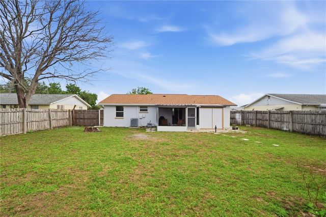 39502 9TH AVENUE, Zephyrhills, FL 33542