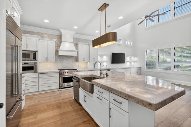 307 Corinthian Place, Destin, FL 32541