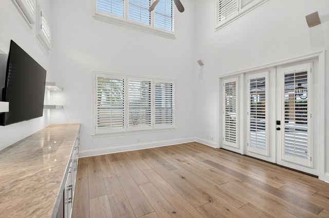 307 Corinthian Place, Destin, FL 32541