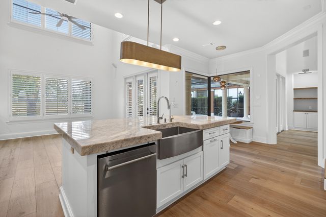 307 Corinthian Place, Destin, FL 32541