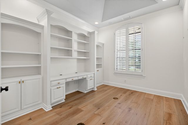 307 Corinthian Place, Destin, FL 32541