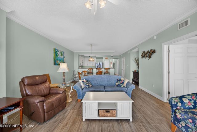 60 SURFVIEW Drive 206, Palm Coast, FL 32137