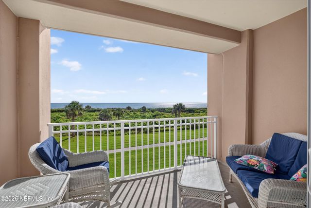 60 SURFVIEW Drive 206, Palm Coast, FL 32137