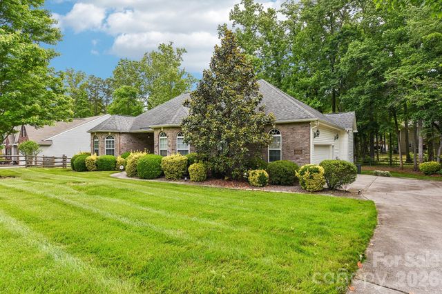 12200 Bronx Drive, Huntersville, NC 28078