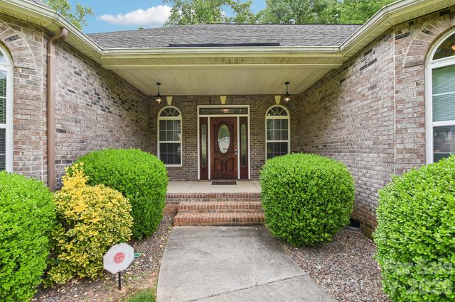 12200 Bronx Drive, Huntersville, NC 28078