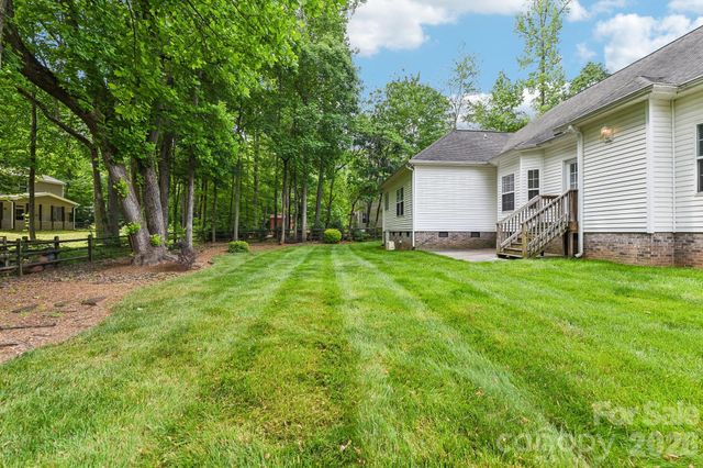 12200 Bronx Drive, Huntersville, NC 28078
