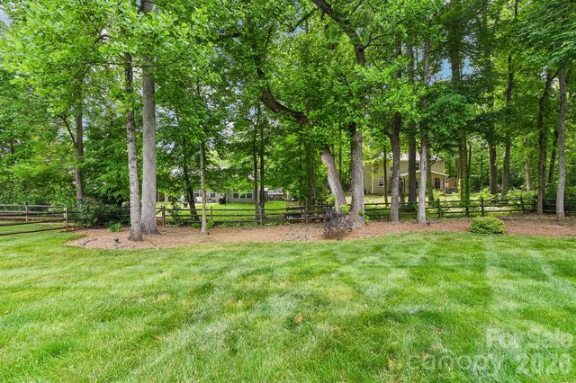 12200 Bronx Drive, Huntersville, NC 28078