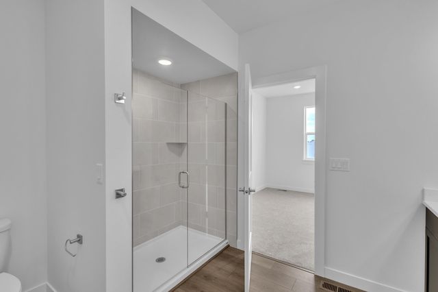 1231 N High Desert Dr, Deer Park, WA 99006