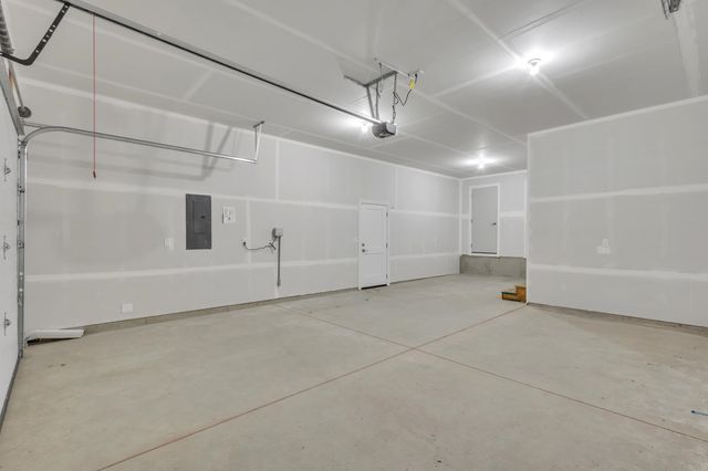 1231 N High Desert Dr, Deer Park, WA 99006