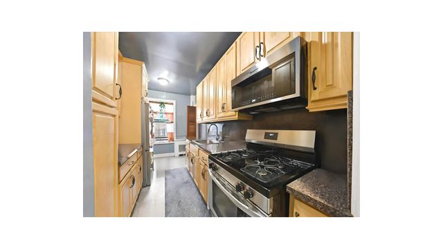 3390 WAYNE Avenue B11, New York City, NY 10467