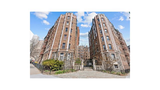 3390 WAYNE Avenue B11, New York City, NY 10467
