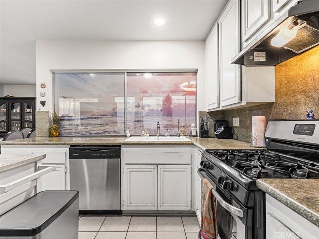 2216 Sequoia, Simi Valley, CA 93063