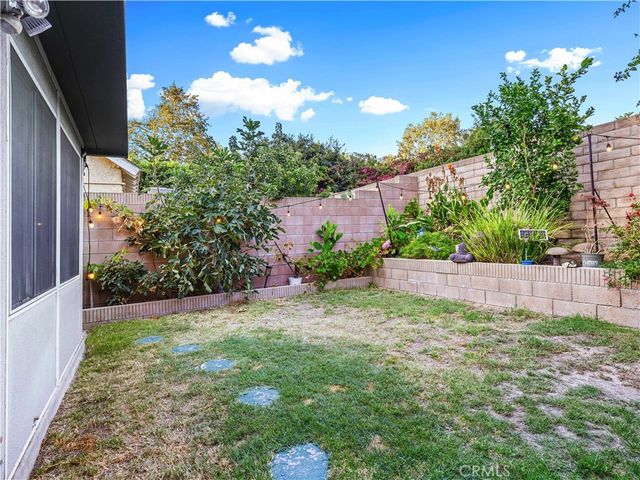 2216 Sequoia, Simi Valley, CA 93063