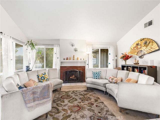 2216 Sequoia, Simi Valley, CA 93063