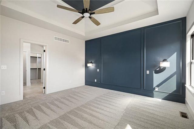 1401 Kintyre Court, Raymore, MO 64083