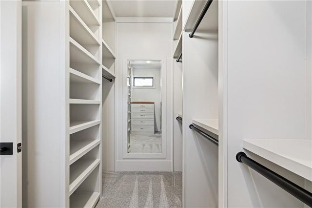 1401 Kintyre Court, Raymore, MO 64083