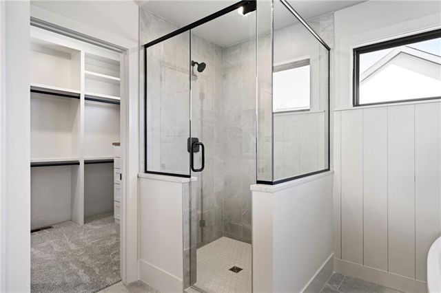 1401 Kintyre Court, Raymore, MO 64083