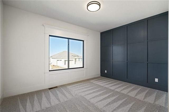 1401 Kintyre Court, Raymore, MO 64083