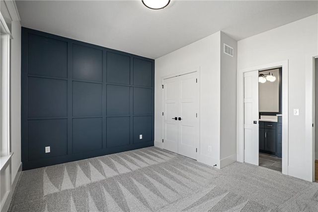 1401 Kintyre Court, Raymore, MO 64083