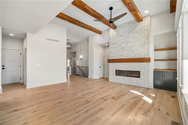 1401 Kintyre Court, Raymore, MO 64083