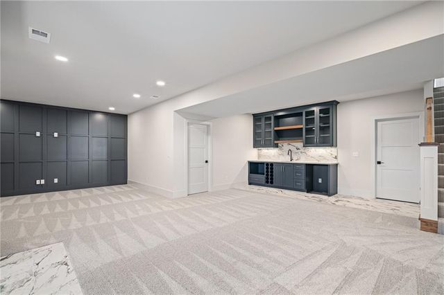 1401 Kintyre Court, Raymore, MO 64083