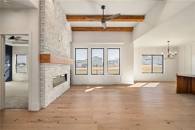 1401 Kintyre Court, Raymore, MO 64083