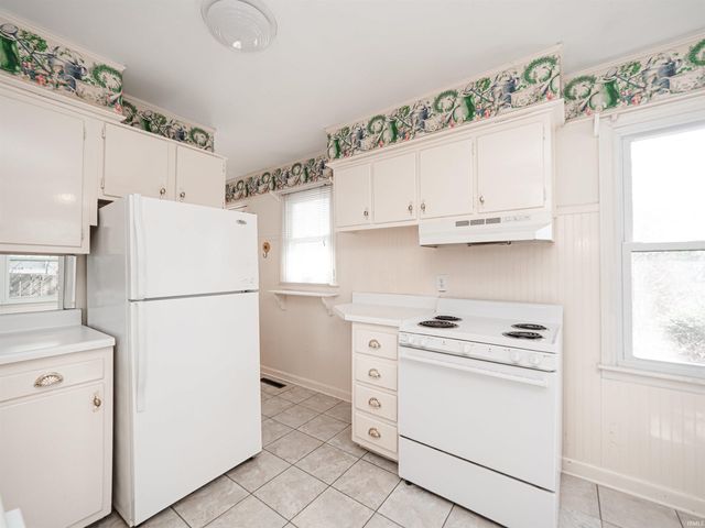 3005 Jefferson Avenue, Evansville, IN 47714