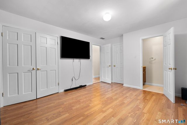 15 Inwood Drive, Naugatuck, CT 06770