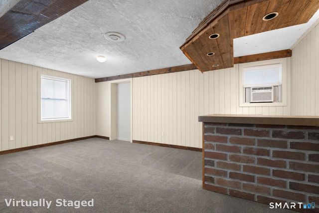 15 Inwood Drive, Naugatuck, CT 06770
