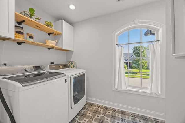 2002 Covington Drive, Lexington, KY 40509