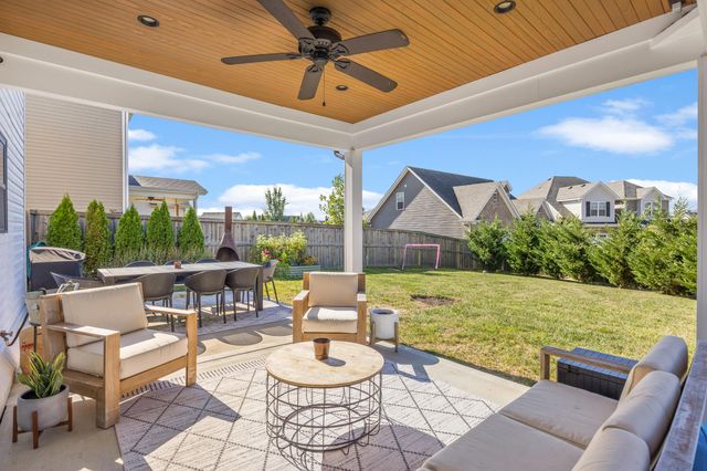 2002 Covington Drive, Lexington, KY 40509