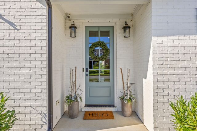2002 Covington Drive, Lexington, KY 40509