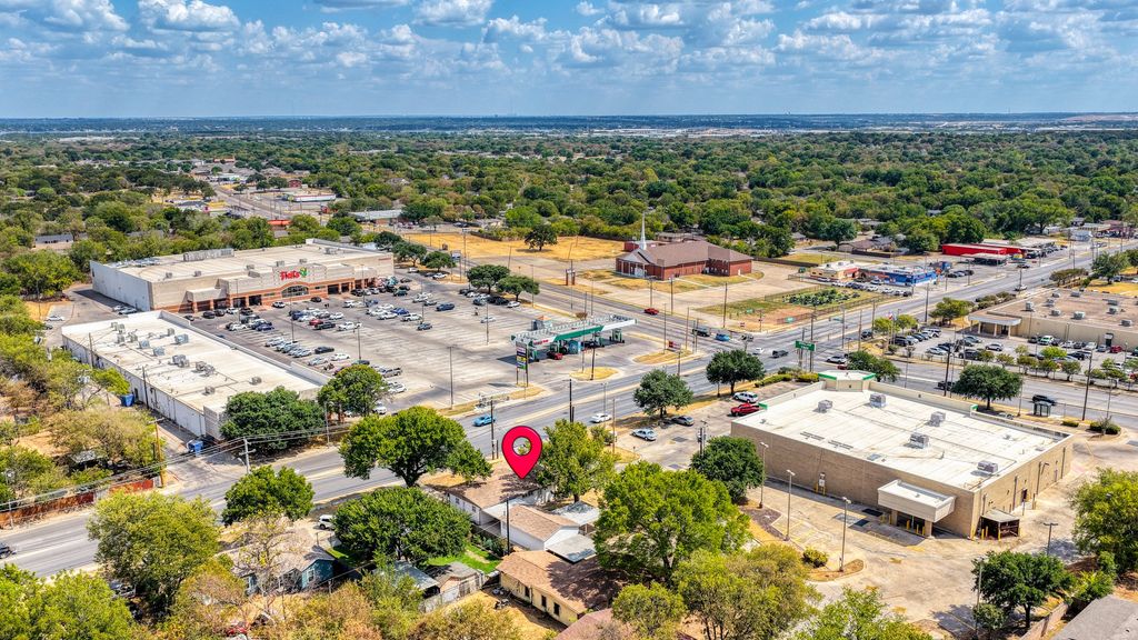 3008 Miller Avenue, Fort Worth, TX 76105 — exterior