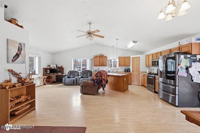 224 W Heritage Drive, Wasilla, AK 99654
