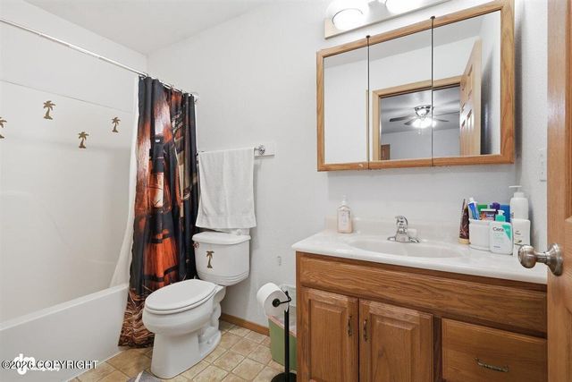 224 W Heritage Drive, Wasilla, AK 99654