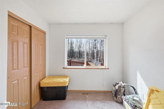 224 W Heritage Drive, Wasilla, AK 99654
