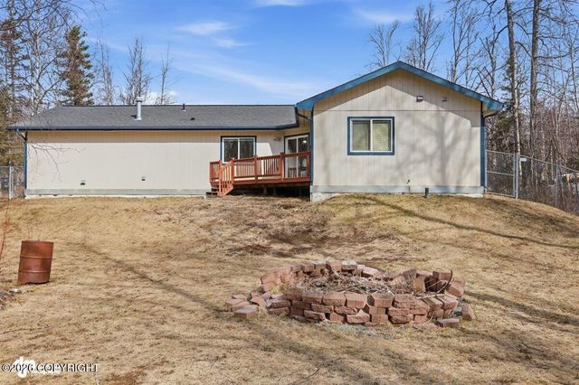 224 W Heritage Drive, Wasilla, AK 99654