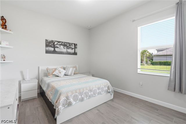 17040 Serengeti CIR, Alva, FL 33920
