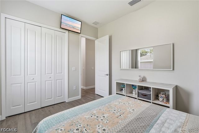 17040 Serengeti CIR, Alva, FL 33920