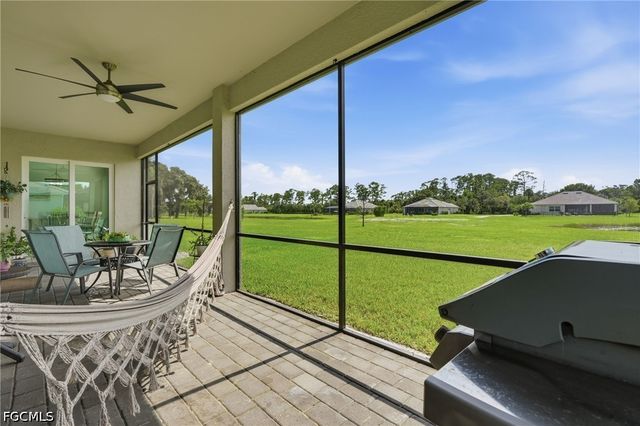 17040 Serengeti CIR, Alva, FL 33920