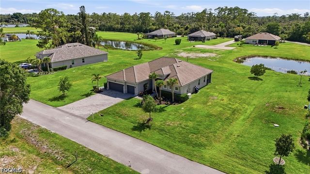 17040 Serengeti CIR, Alva, FL 33920