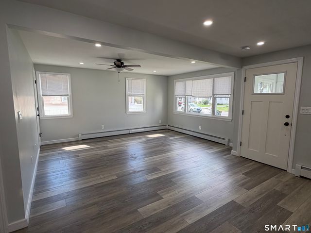 65 Roseville Street, Fairfield, CT 06825